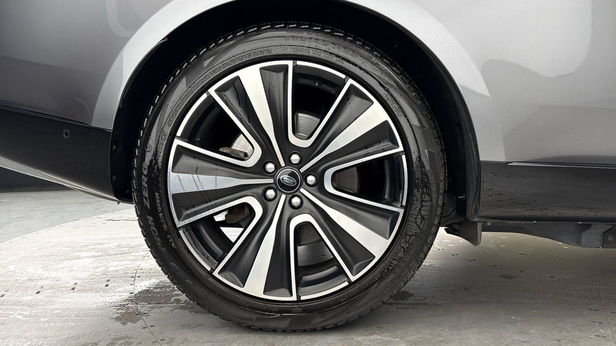 Land Rover Range Rover Image 10