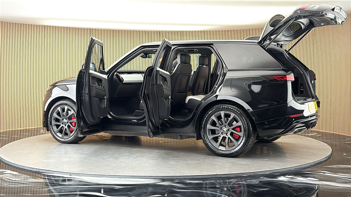 More views of Land Rover Range Rover Sport