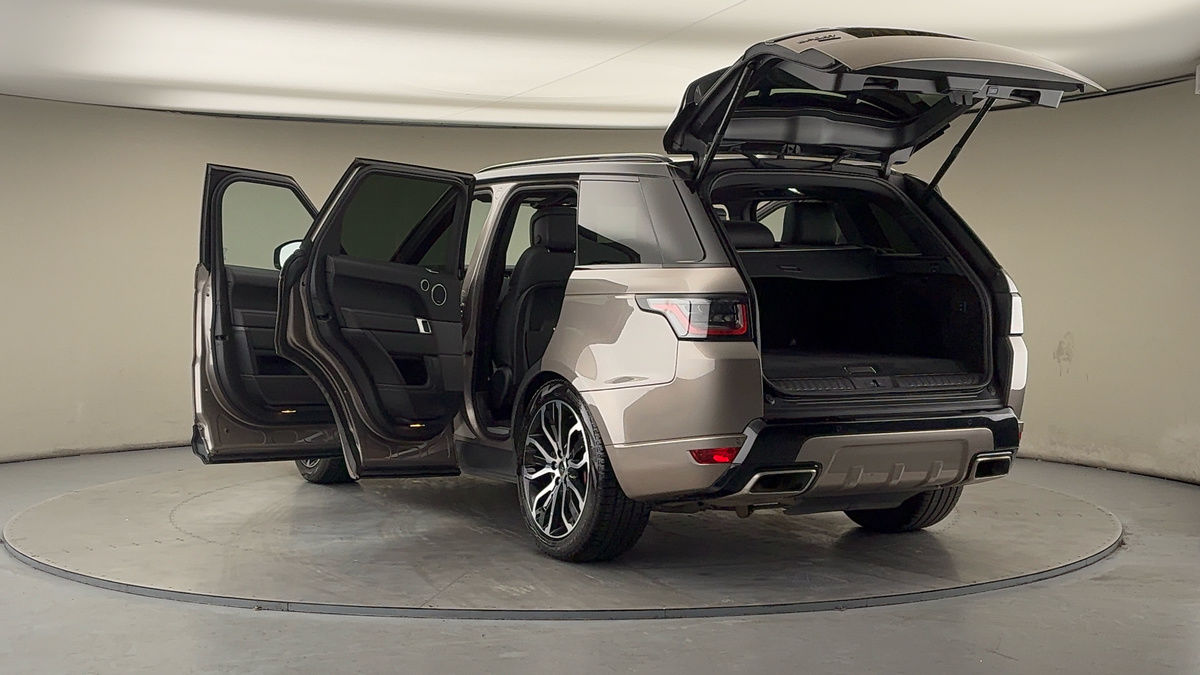 Land Rover Range Rover Sport Image 23