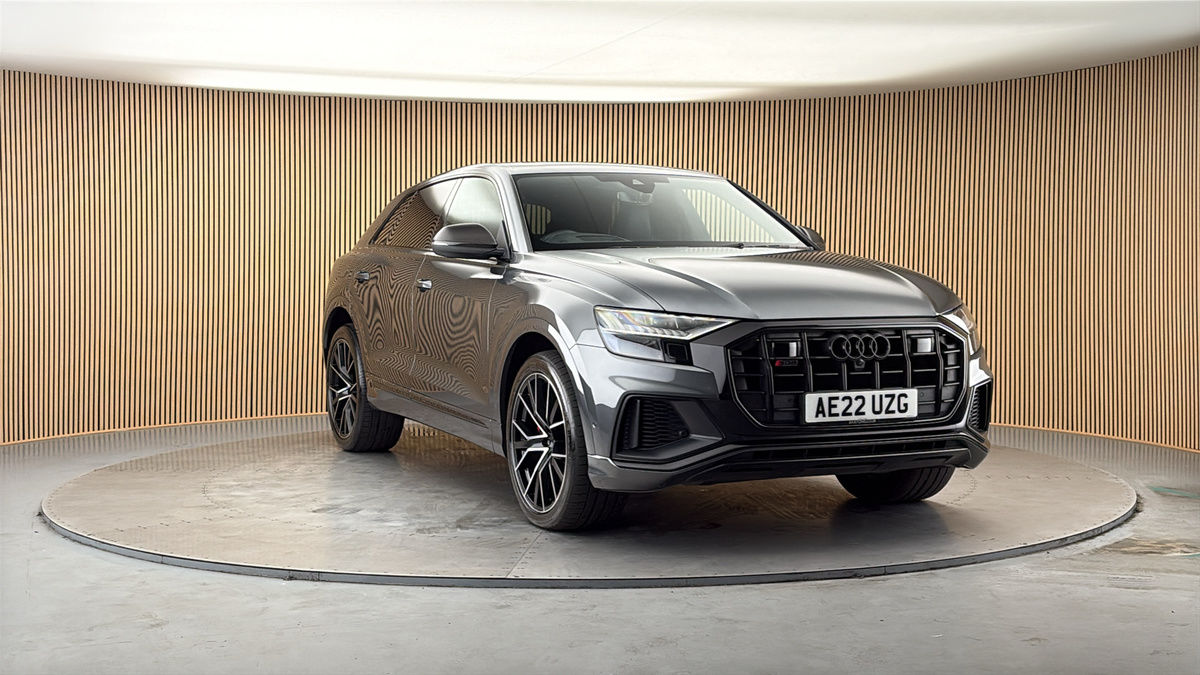 More views of Audi SQ8