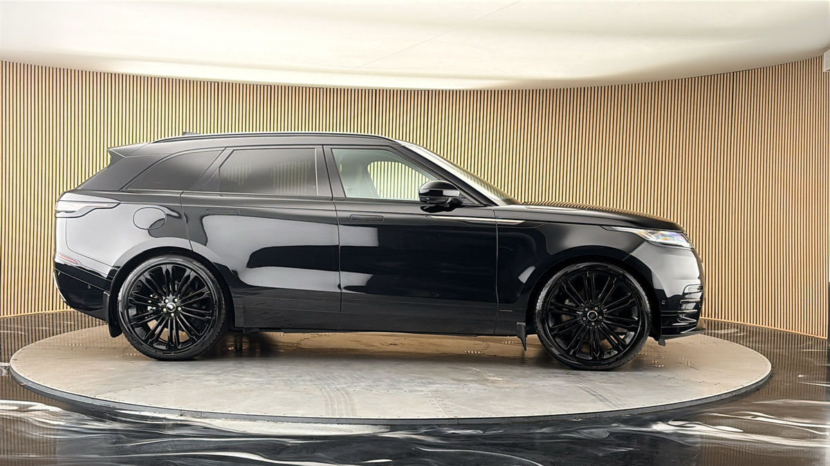More views of Land Rover Range Rover Velar