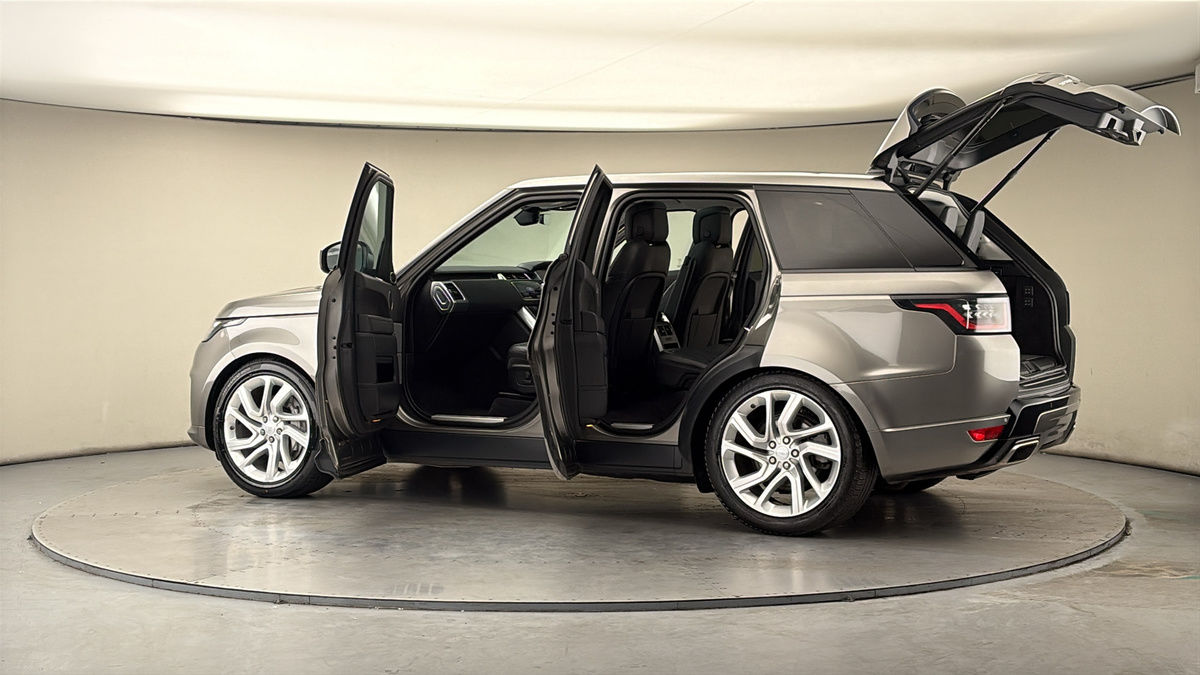 More views of Land Rover Range Rover Sport