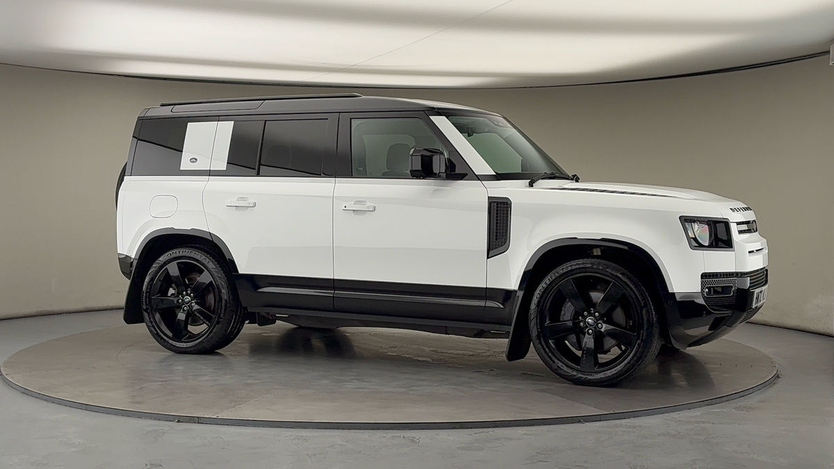 More views of Land Rover Defender 110