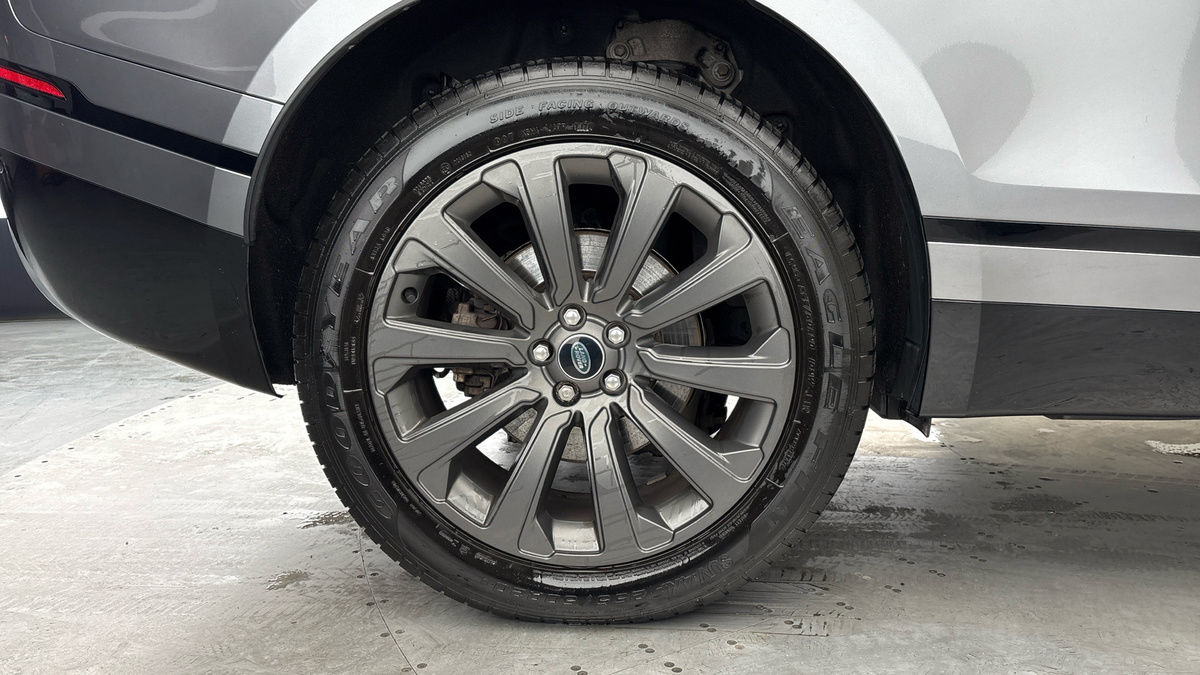 Land Rover Range Rover Velar Image 10