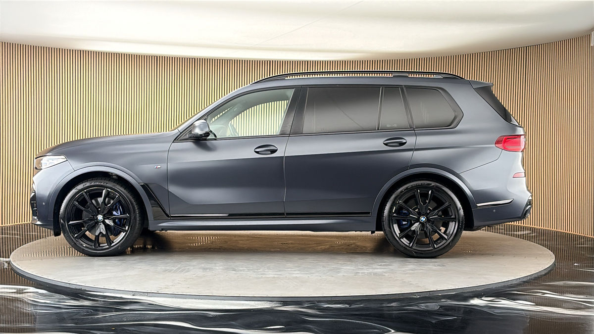 BMW X7 Image 15