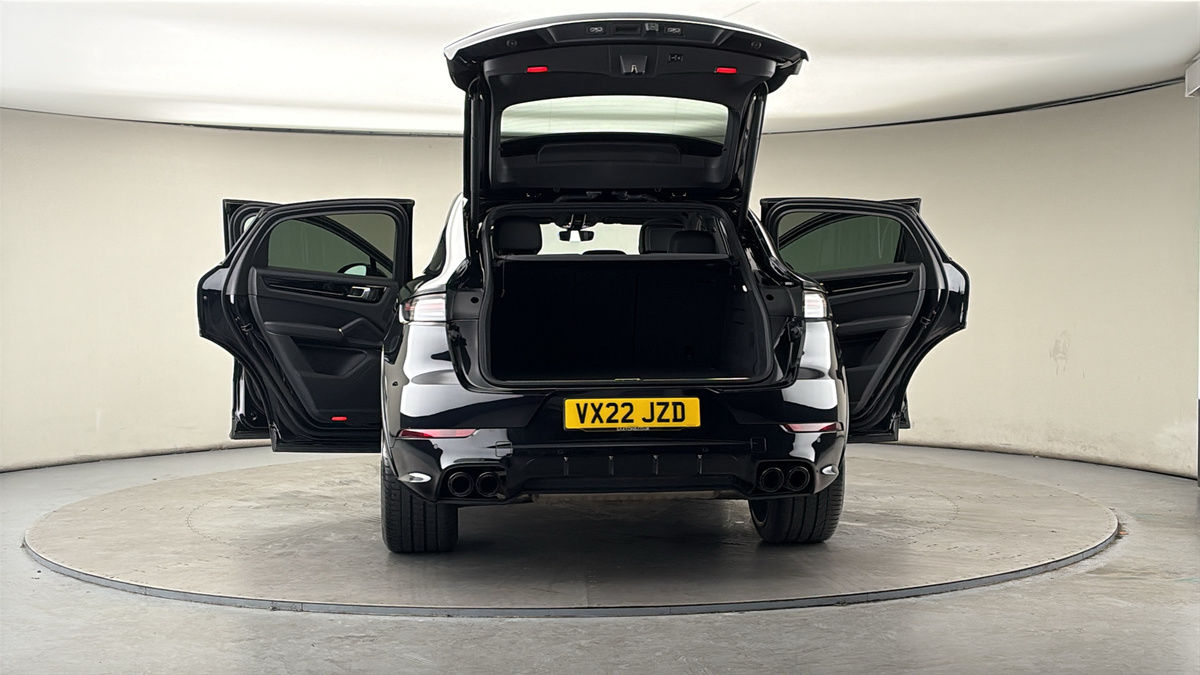 More views of Porsche Cayenne