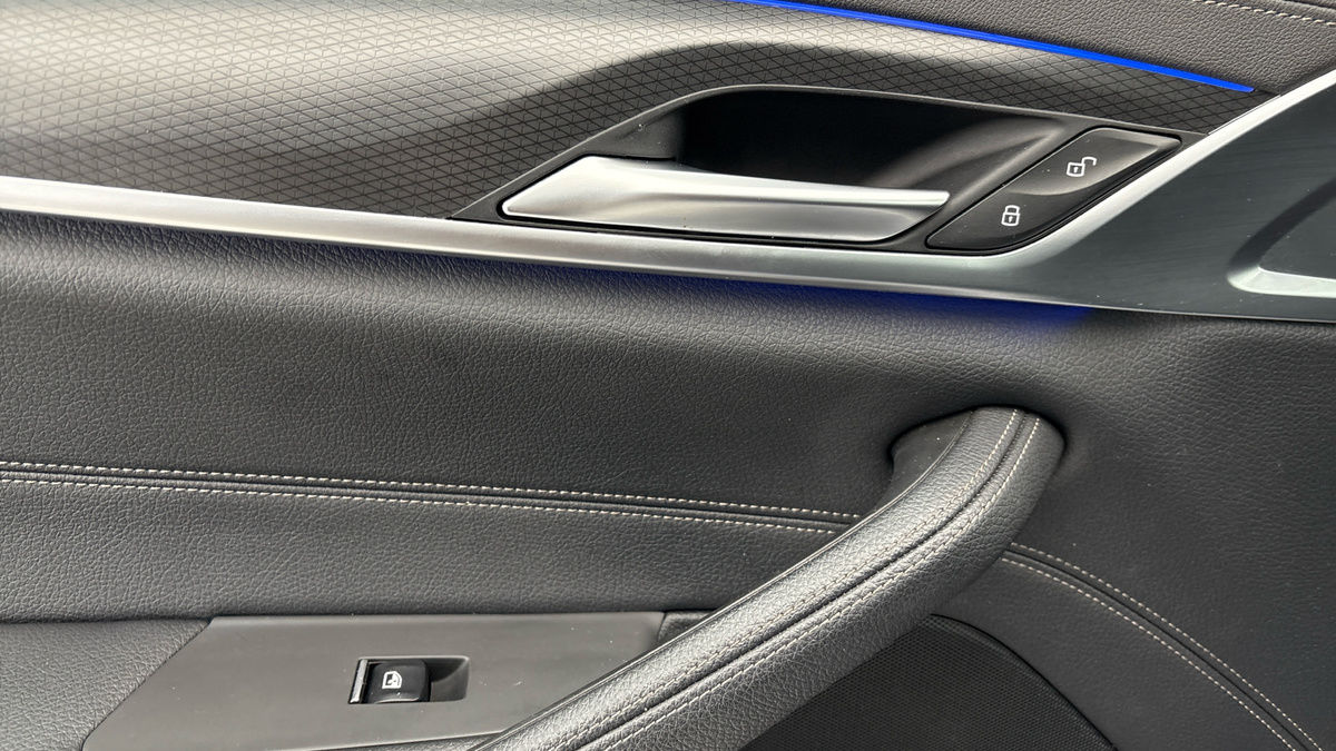 BMW 5 Series Image 19