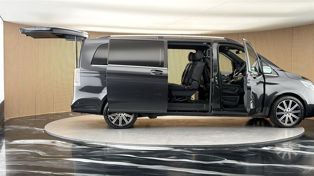 More views of Mercedes-Benz V Class
