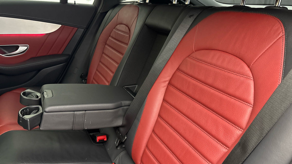 Mercedes-Benz GLC Image 9