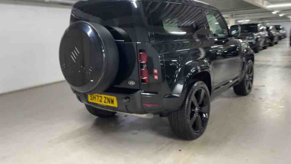 More views of Land Rover Defender 90