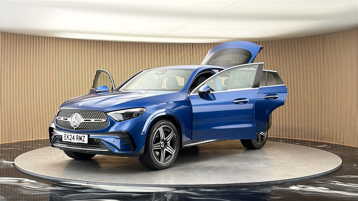More views of Mercedes-Benz GLC