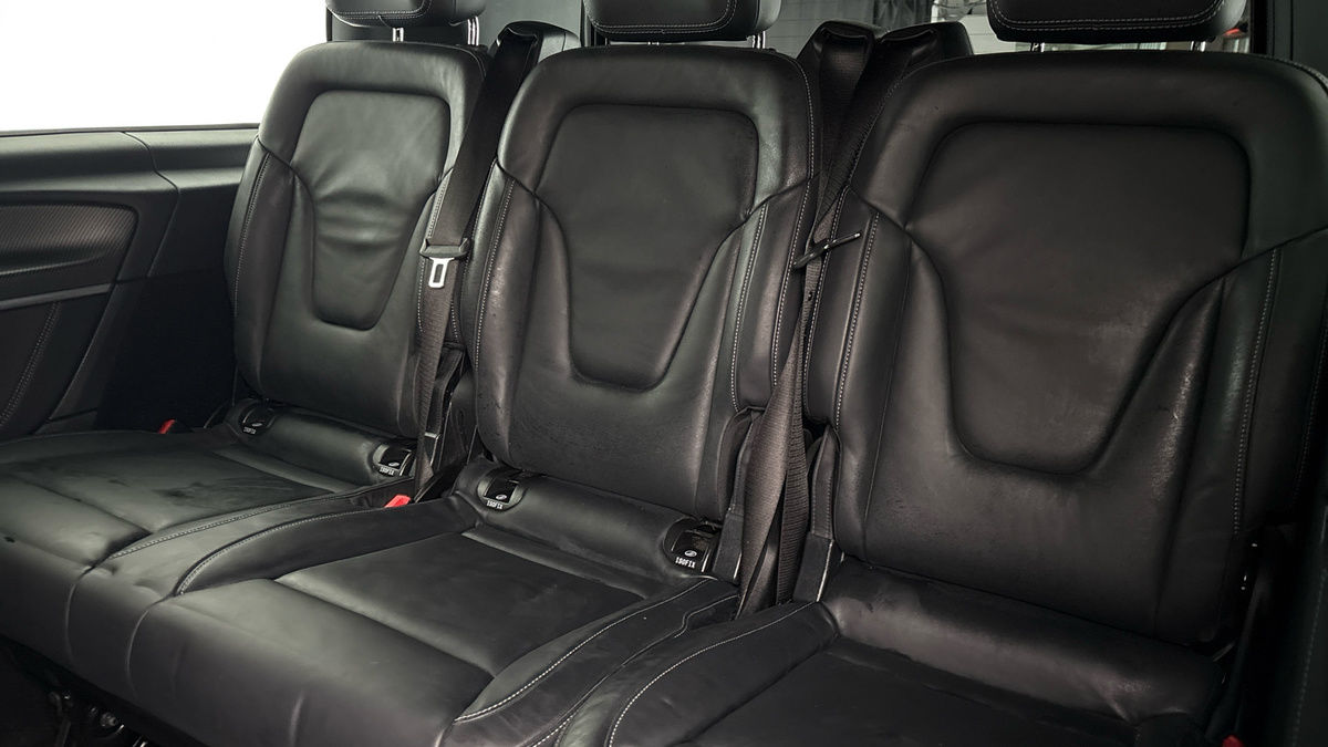 Mercedes-Benz V Class Image 9