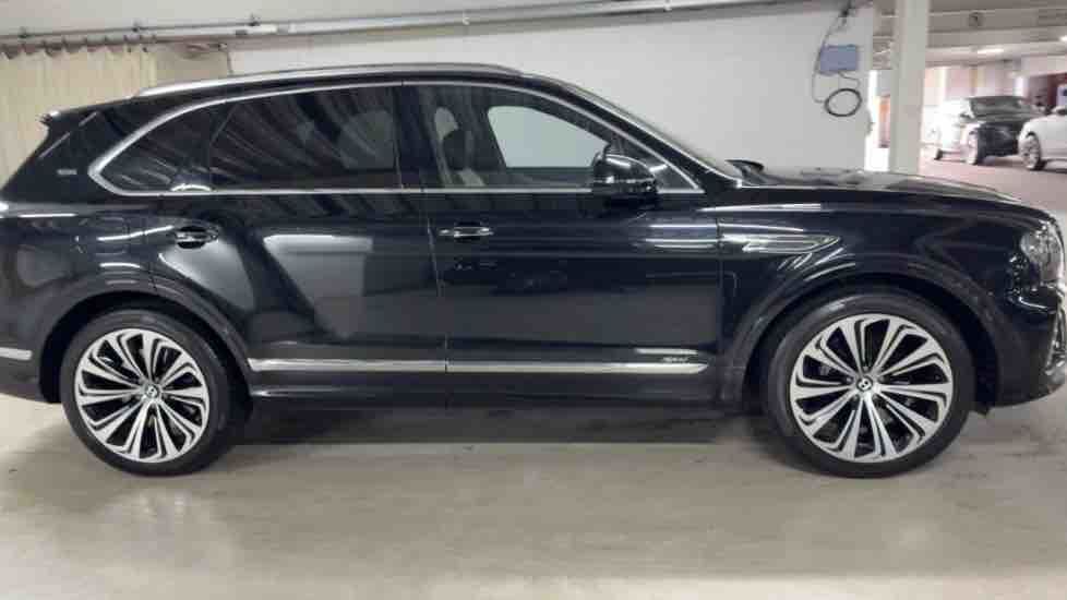 More views of Bentley Bentayga