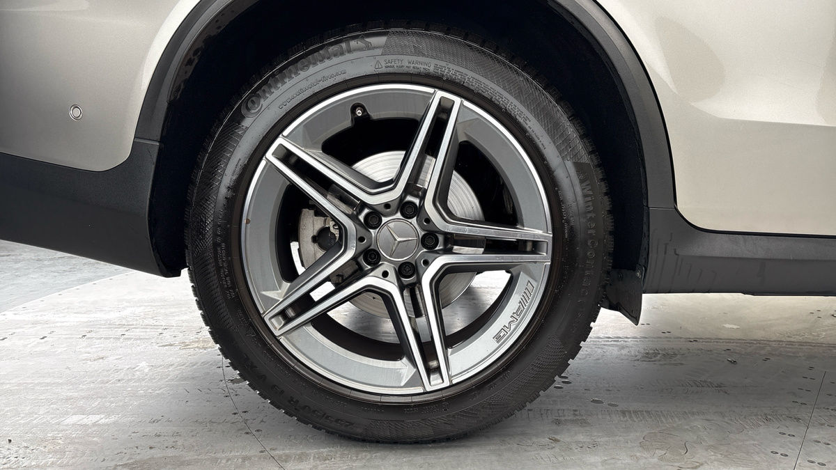 Mercedes-Benz GLC Image 10