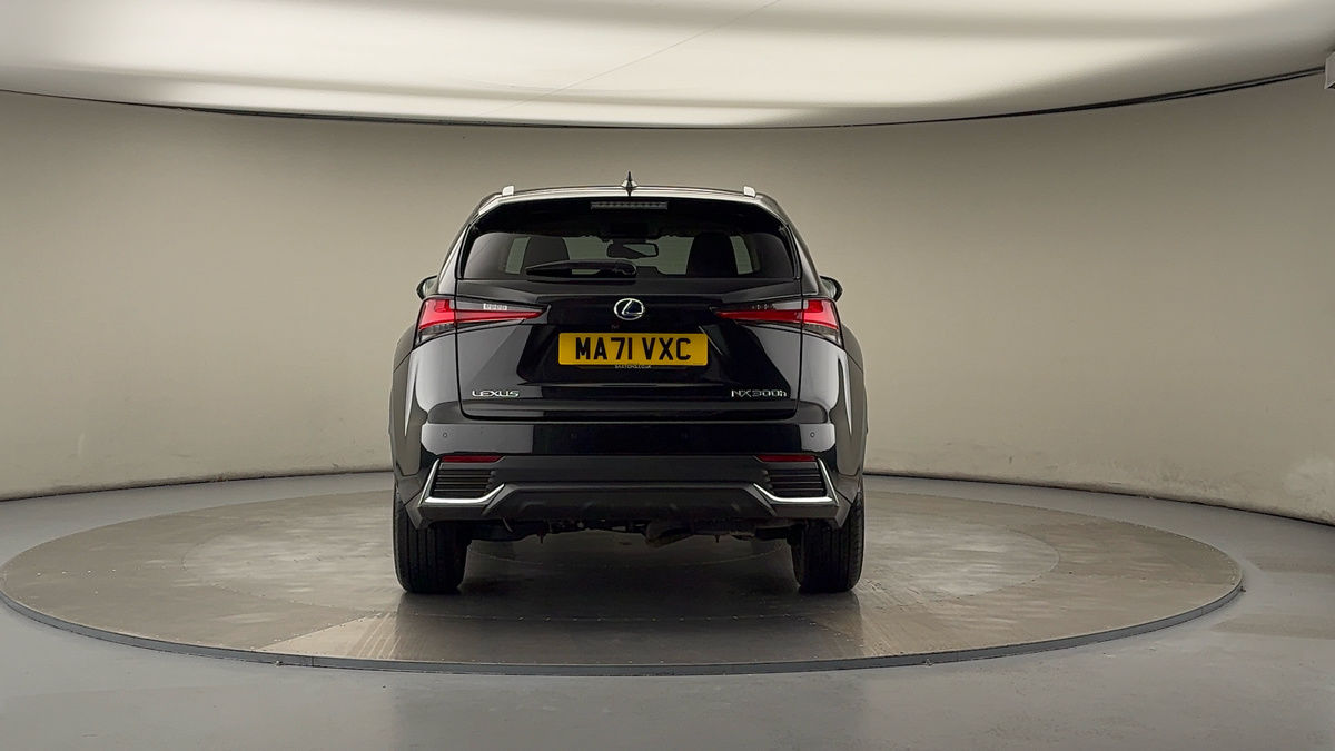 Lexus NX Image 4