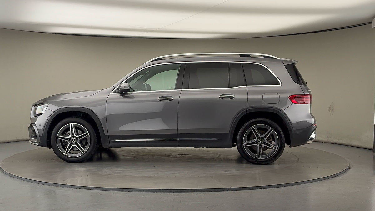 More views of Mercedes-Benz GLB