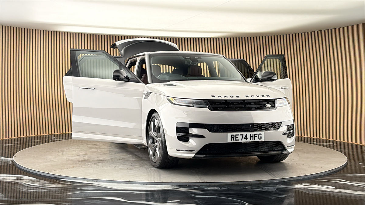 More views of Land Rover Range Rover Sport