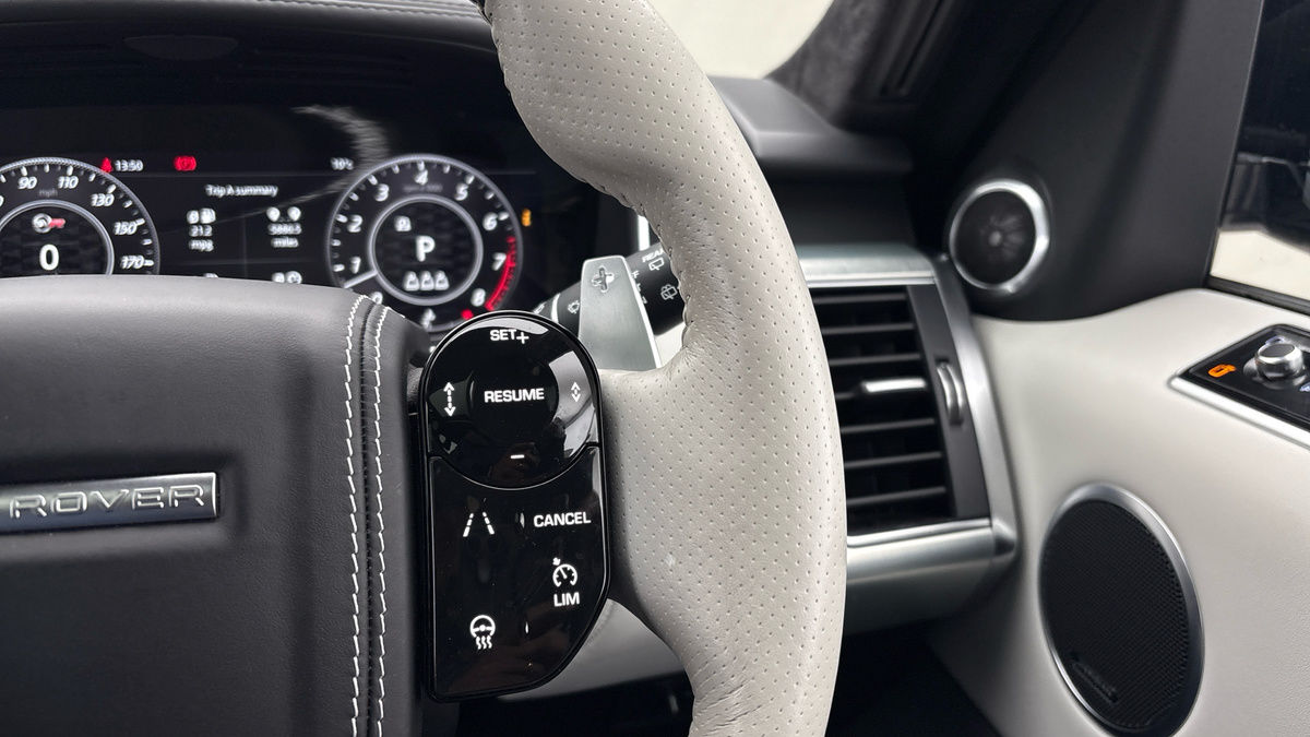 Land Rover Range Rover Sport Image 14