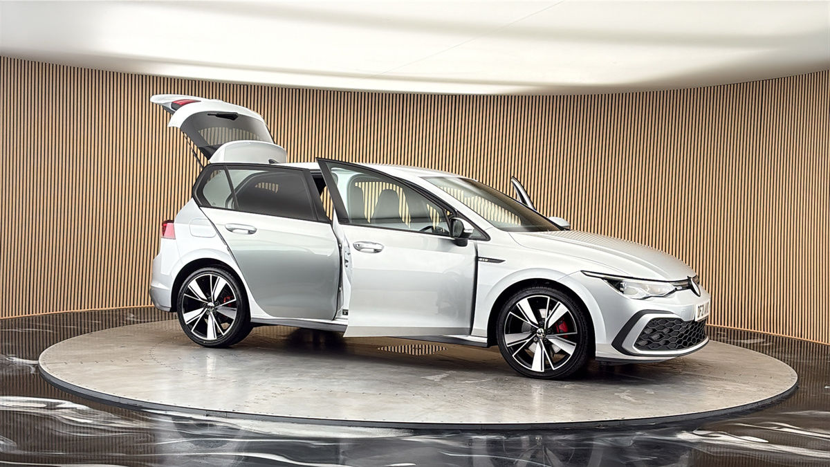 More views of Volkswagen Golf