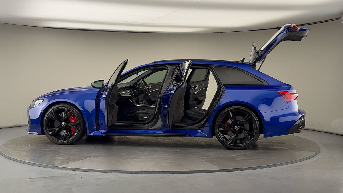 More views of Audi RS6 Avant