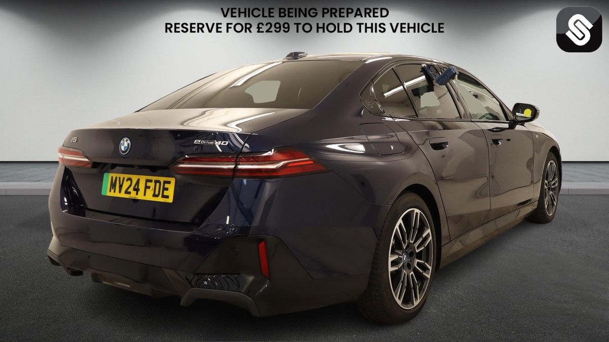 BMW i5 Image 4