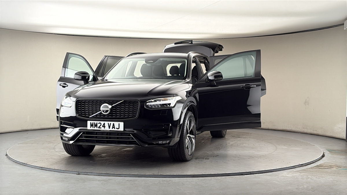 More views of Volvo XC90