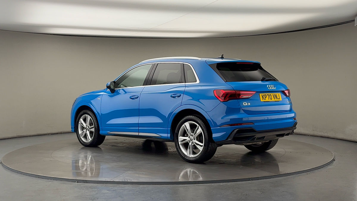 More views of Audi Q3