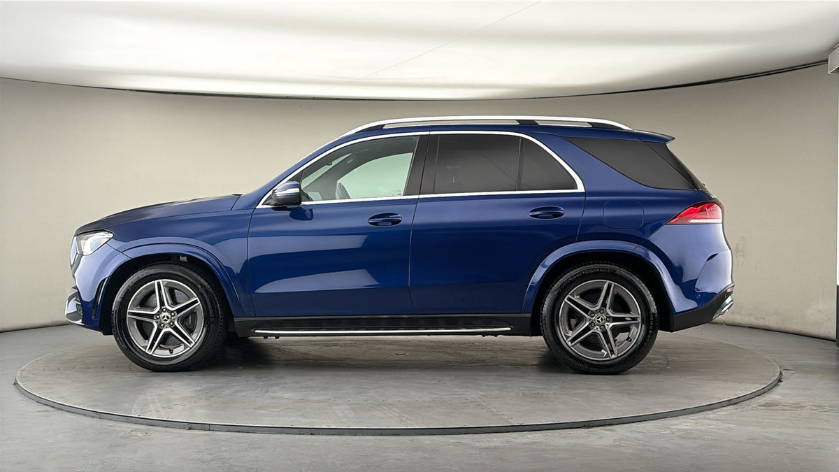 More views of Mercedes-Benz GLE