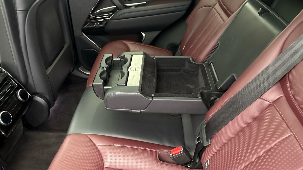 Land Rover Range Rover Sport Image 9
