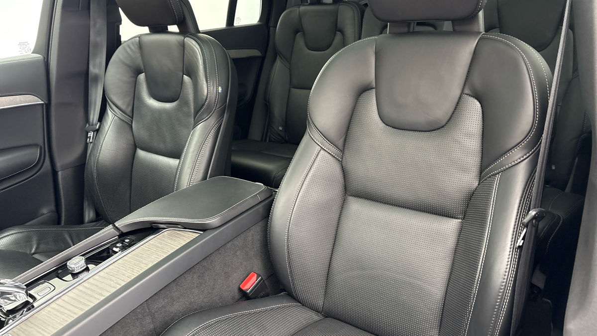 Volvo XC90 Image 7