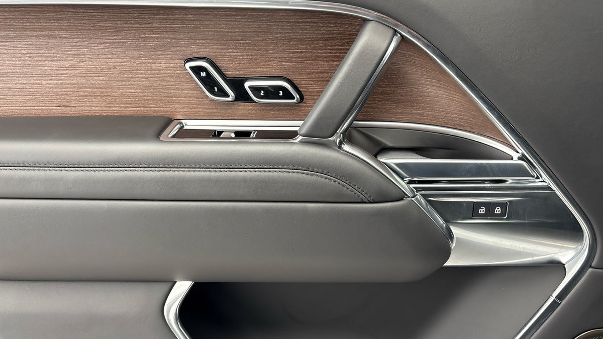 Land Rover Range Rover Image 19