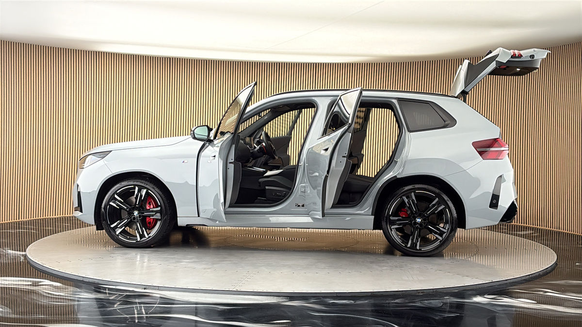 More views of BMW X3