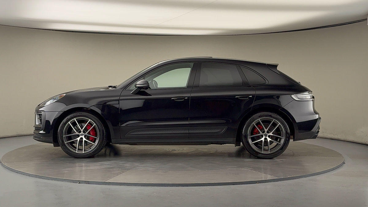 Porsche Macan Image 15