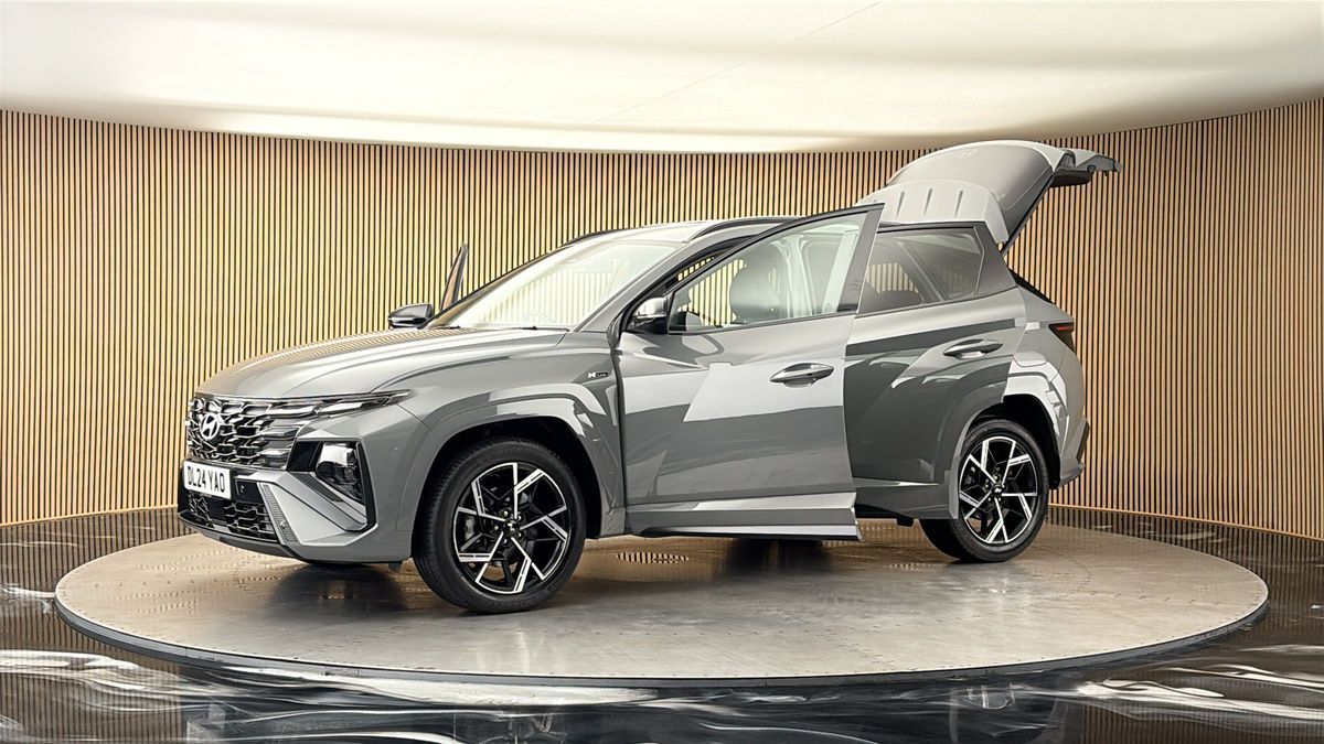 More views of Hyundai TUCSON