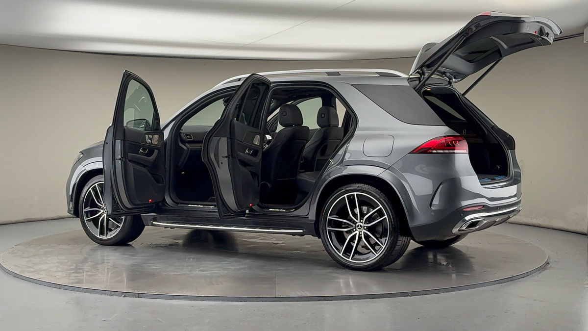 More views of Mercedes-Benz GLE