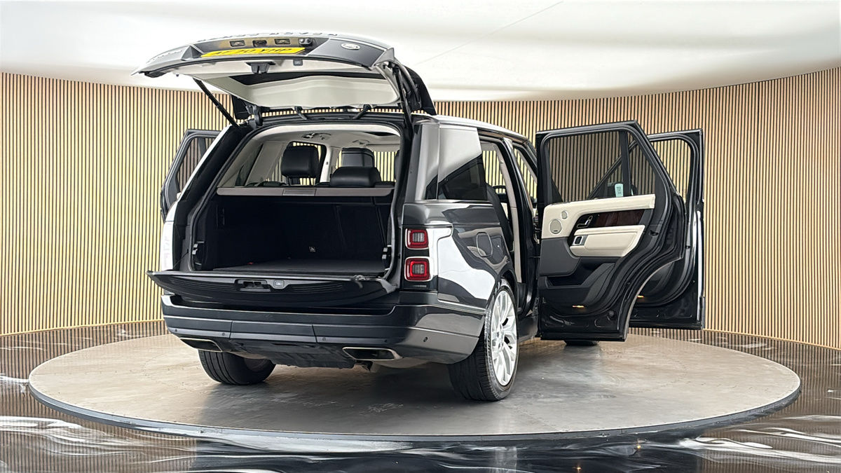 More views of Land Rover Range Rover