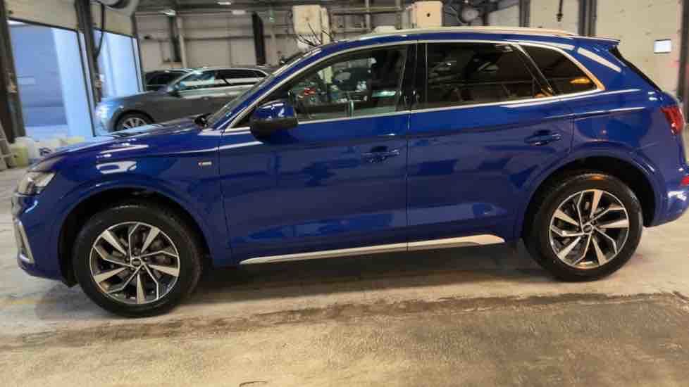 More views of Audi Q5