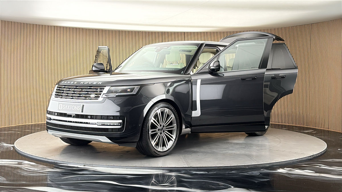 More views of Land Rover Range Rover