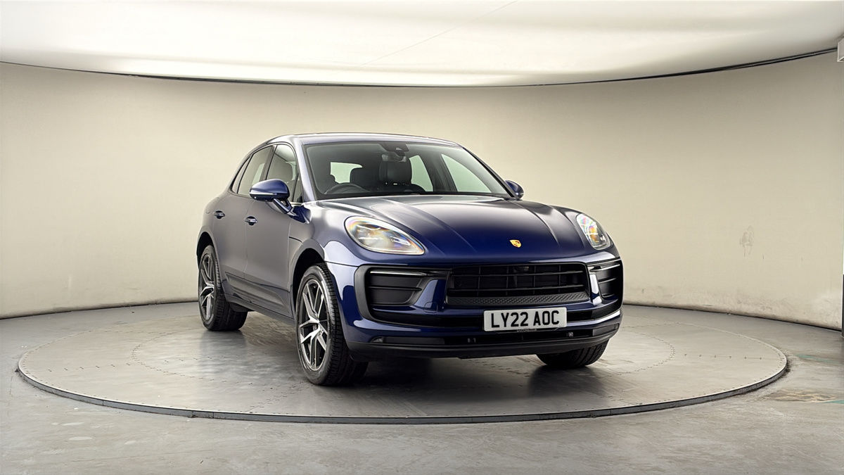 More views of Porsche Macan