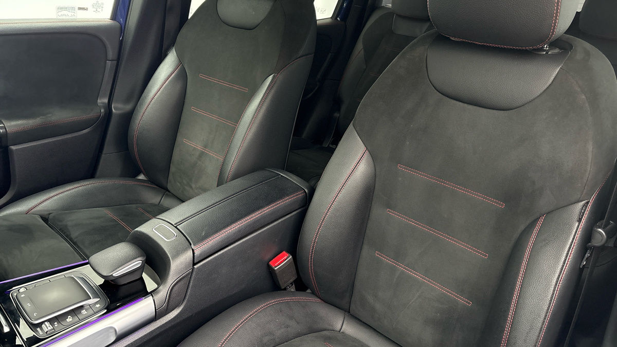 Mercedes-Benz GLB Image 7