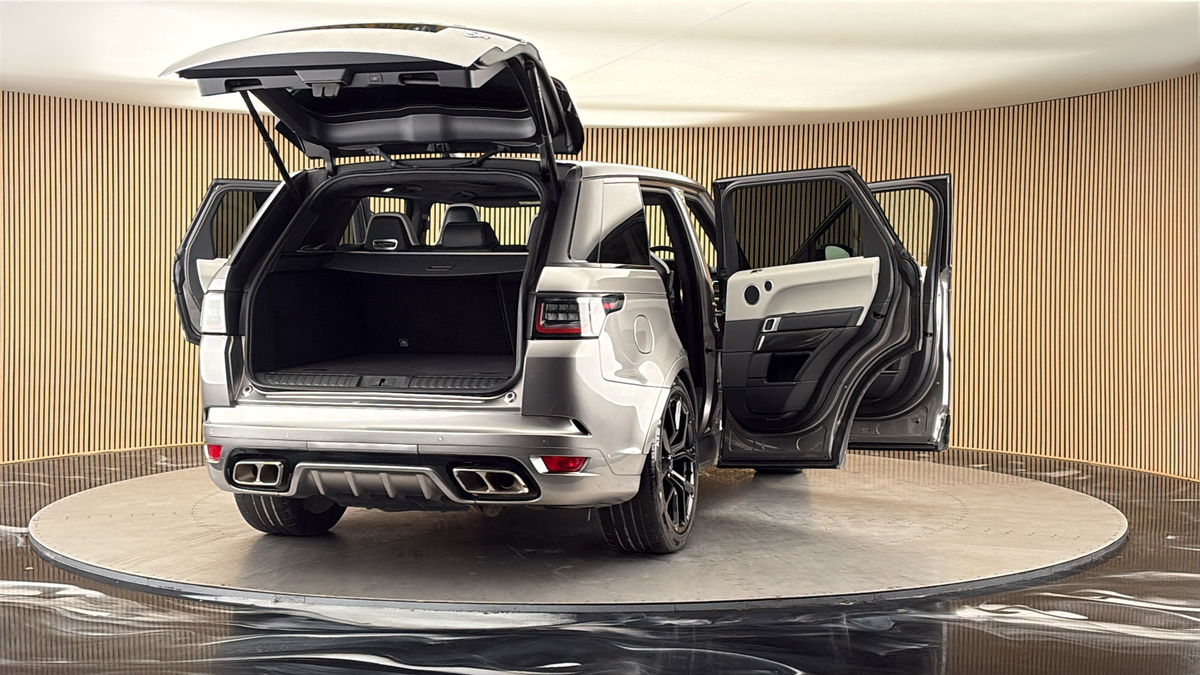 More views of Land Rover Range Rover Sport