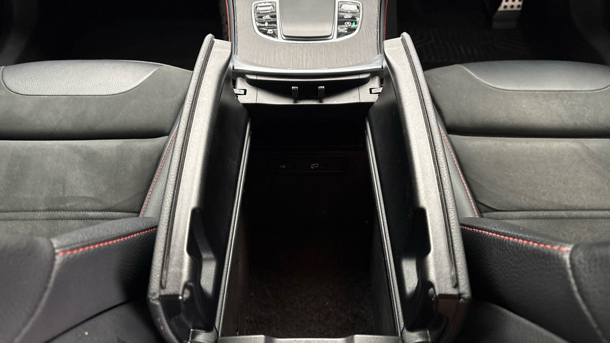 Mercedes-Benz GLC Image 26