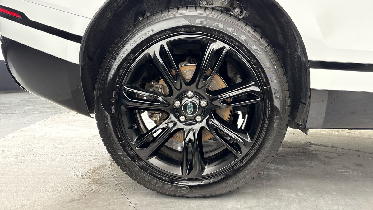 Land Rover Range Rover Velar Image 10