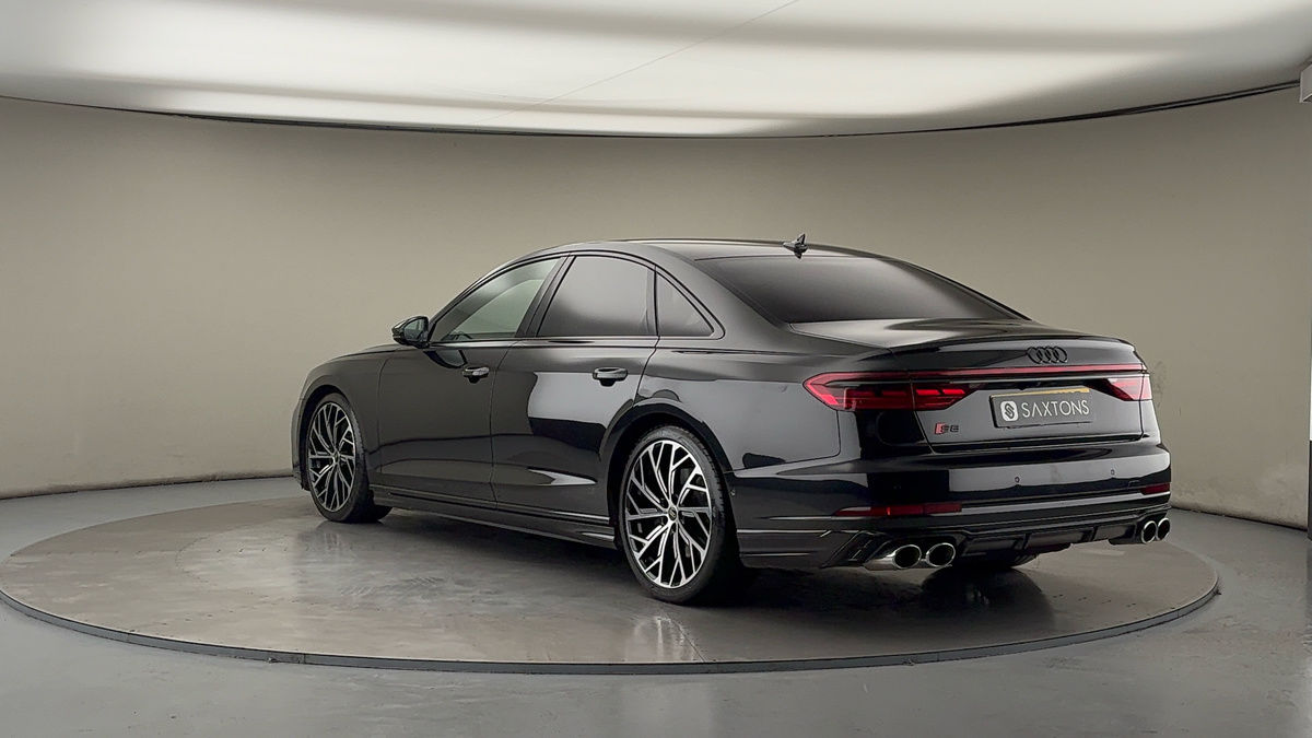 Audi S8 Image 2