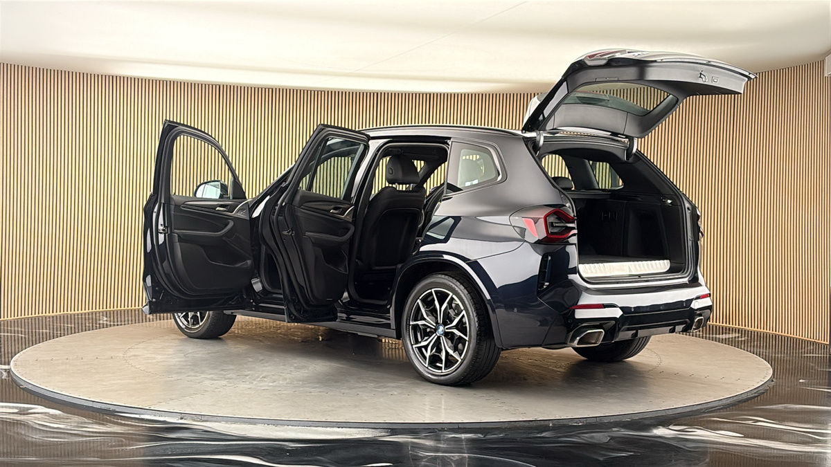 More views of BMW X3