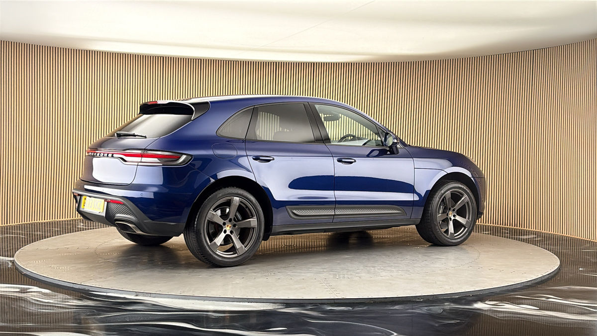 More views of Porsche Macan