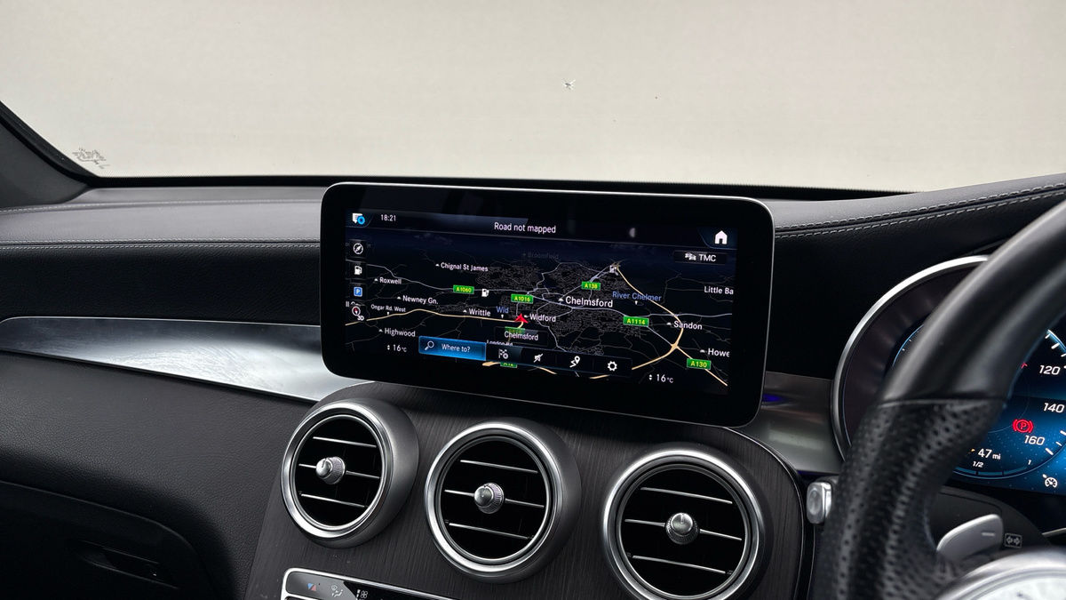 Mercedes-Benz GLC Image 17