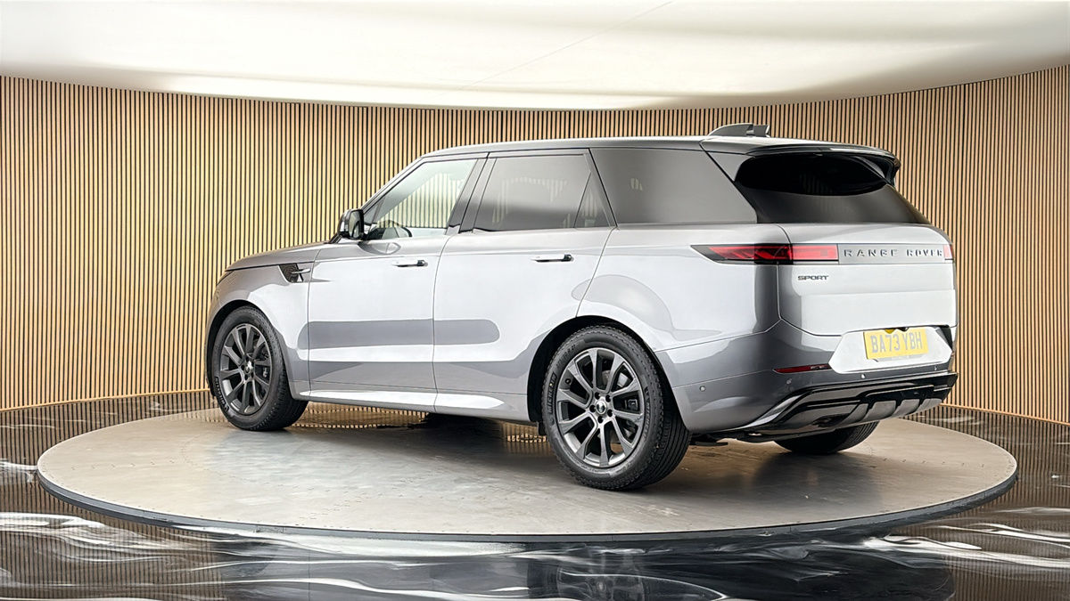 More views of Land Rover Range Rover Sport