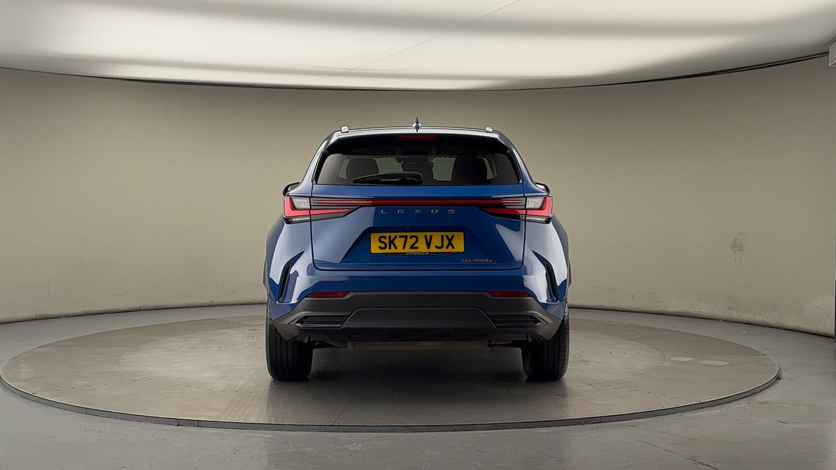 Lexus NX Image 4
