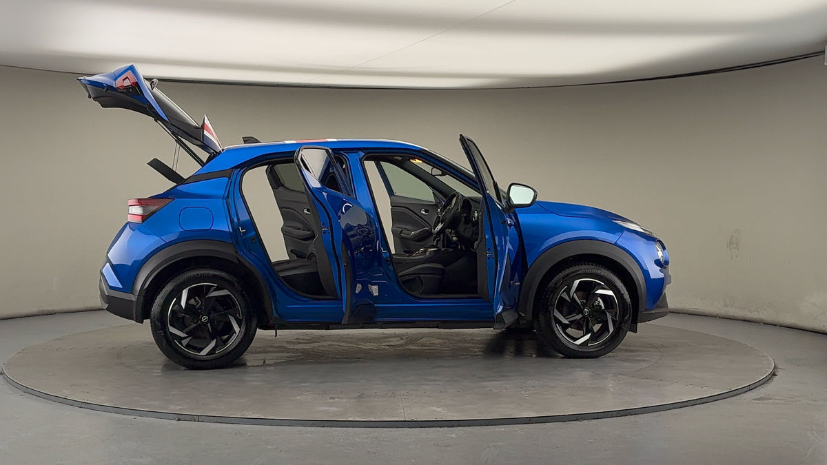 More views of Nissan Juke